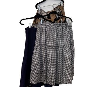 Chic Skirt Bundle of 3 black white checkered blue ribbed floral flowy midi fun